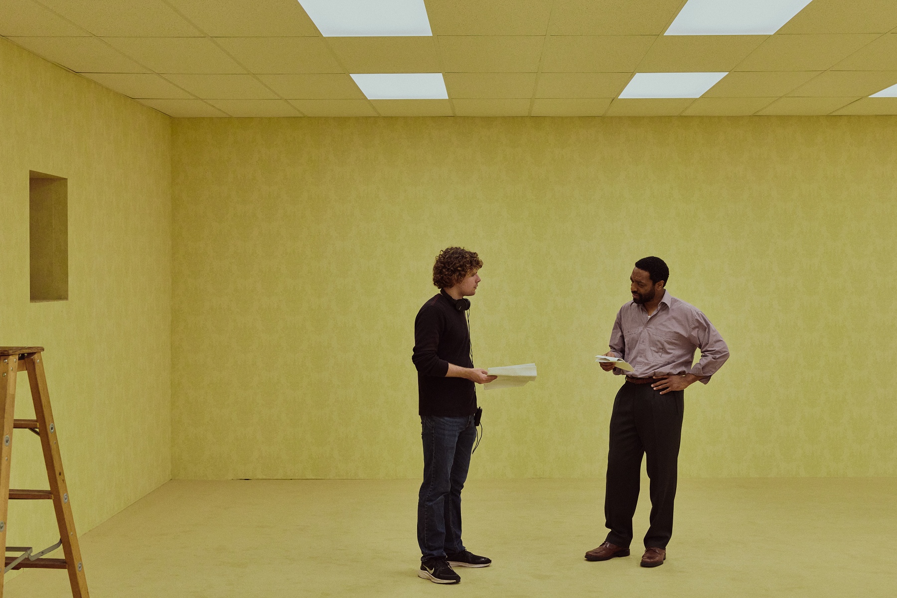 台北捷運驚見「下沉異空間」  20歲天才導演打造真實《後室》